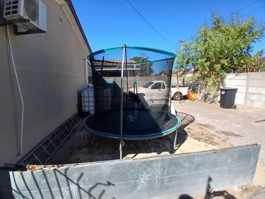 3 Bedroom Property for Sale in Kleinvlei Western Cape
